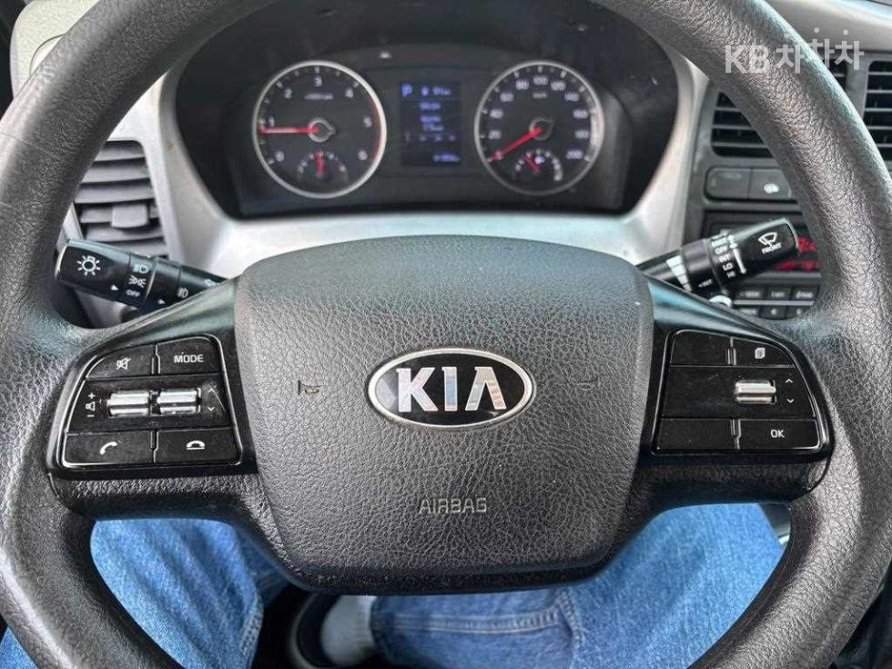 2020 - kia bongo iii