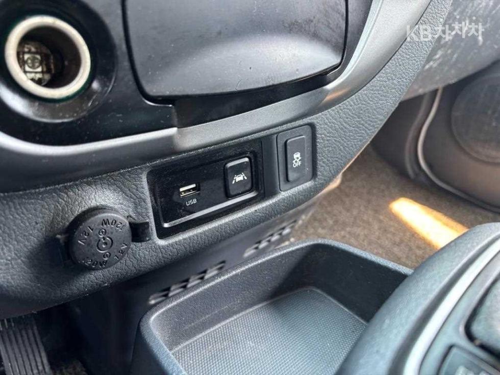 2020 - kia bongo iii