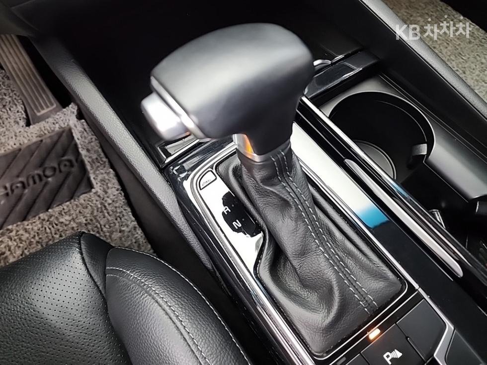 2017 - kia k7