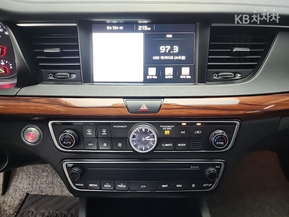 2017 - kia k7