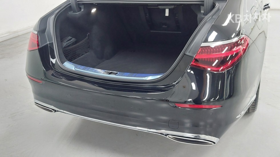 Mercedes-Benz S-klasse — miniaturë 8