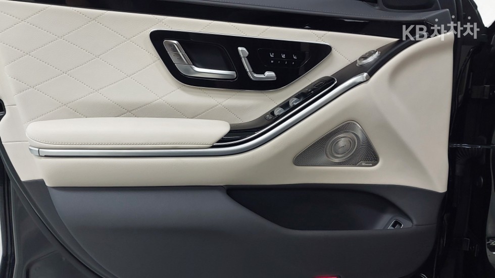 Mercedes-Benz S-klasse — miniaturë 15