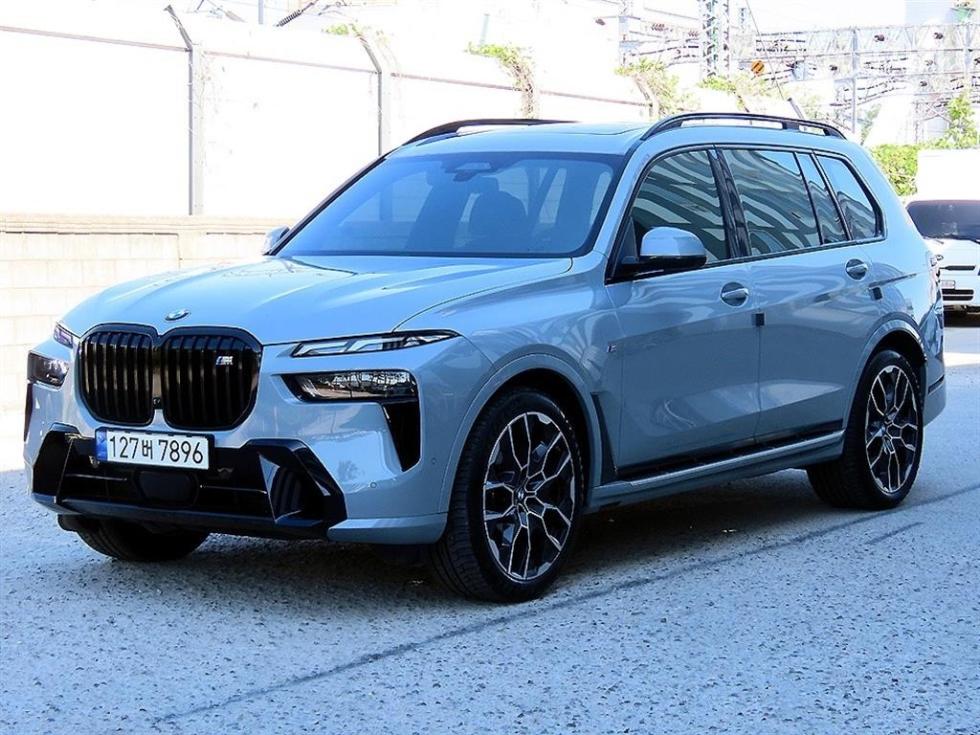 BMW X7 — miniaturë 2