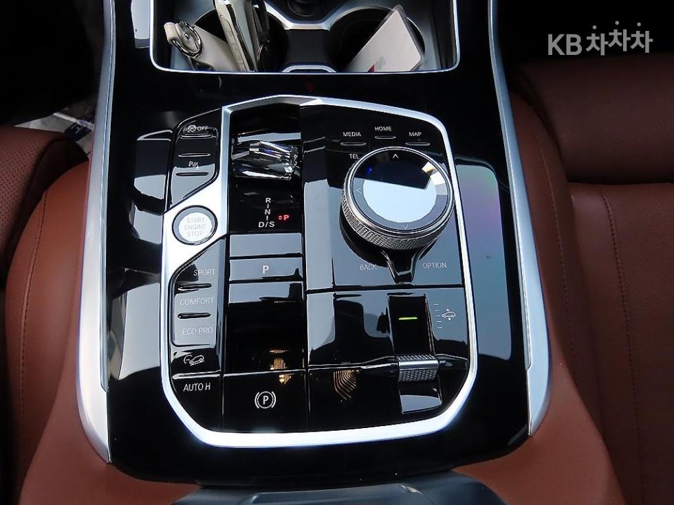 BMW X7 — miniaturë 11