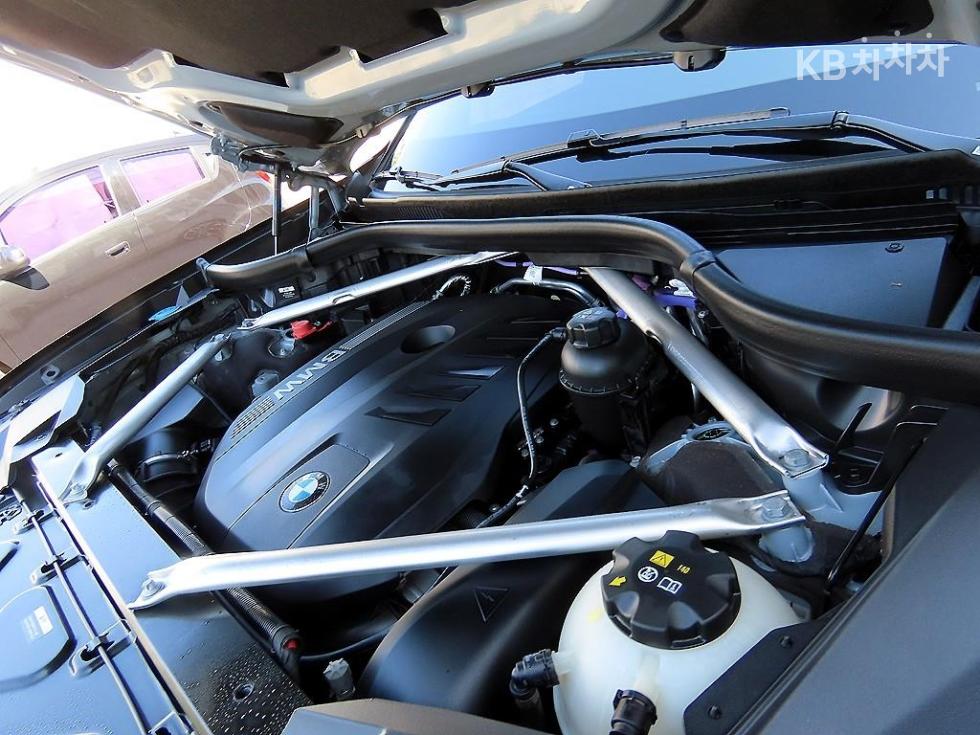 BMW X7 — miniaturë 19