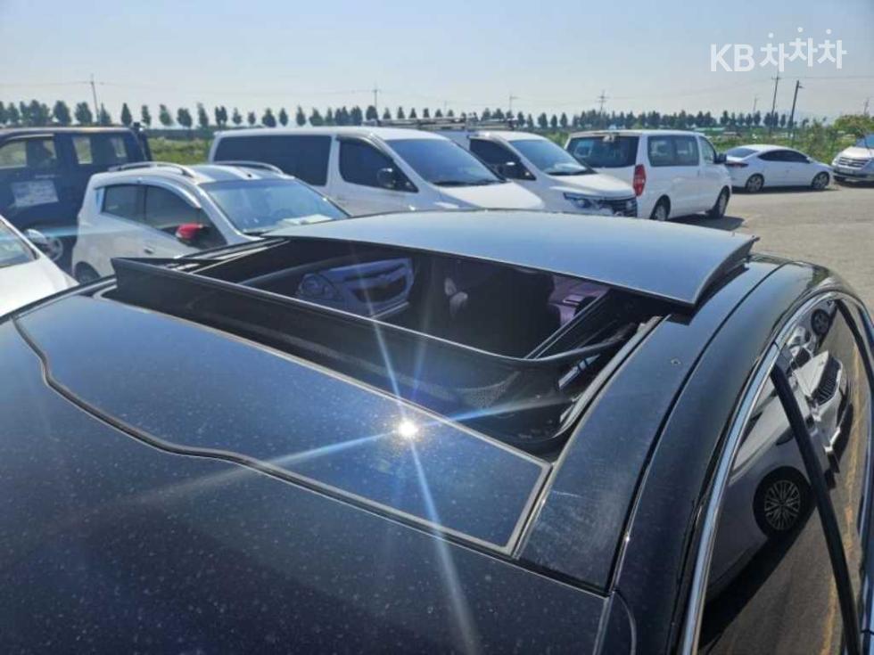 2019 - kia k7