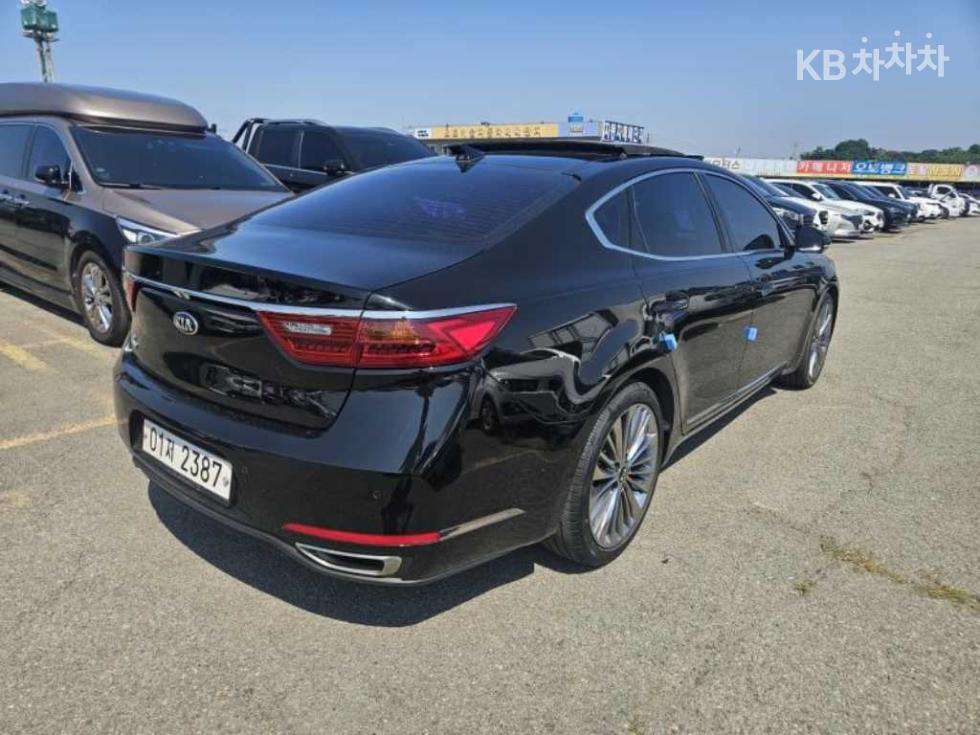 2019 - kia k7