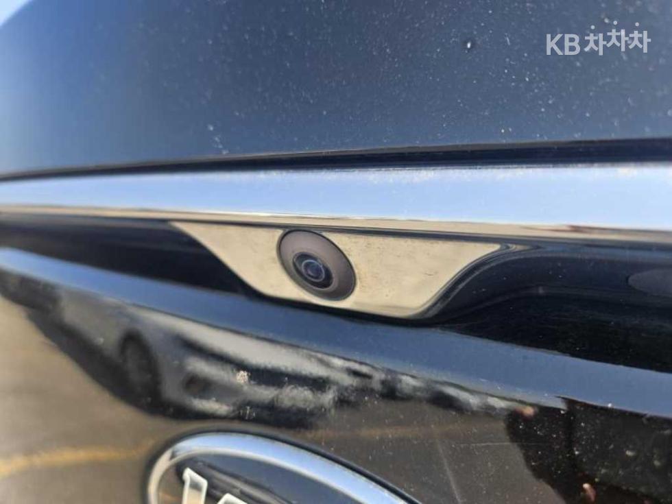 2019 - kia k7