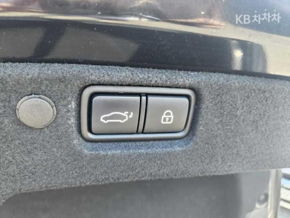 2019 - kia k7