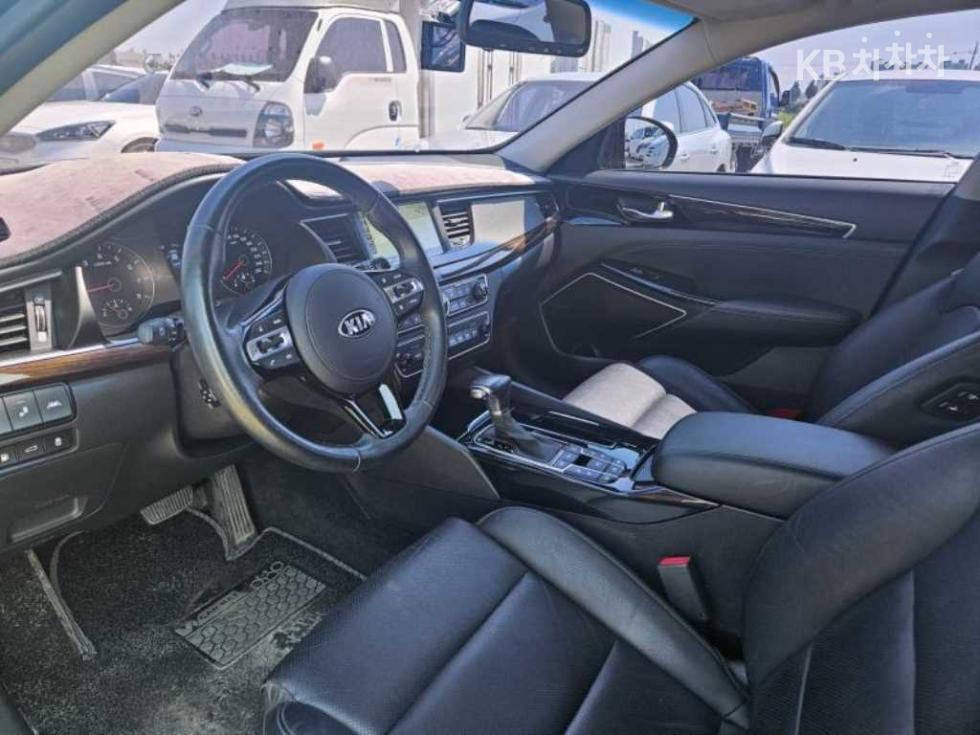 2019 - kia k7