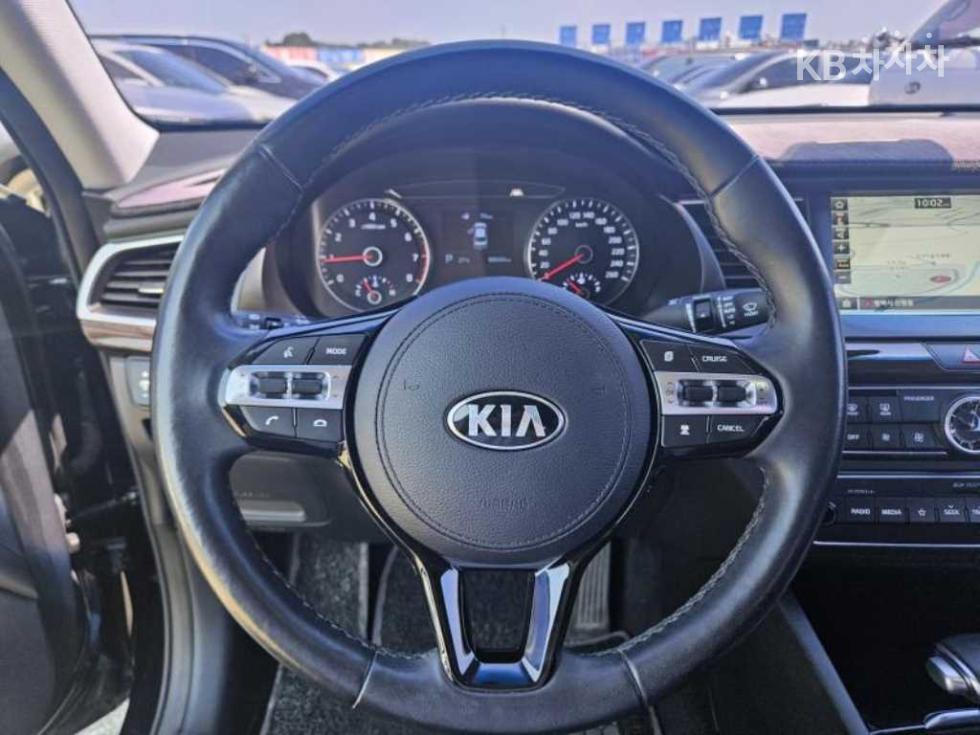 2019 - kia k7