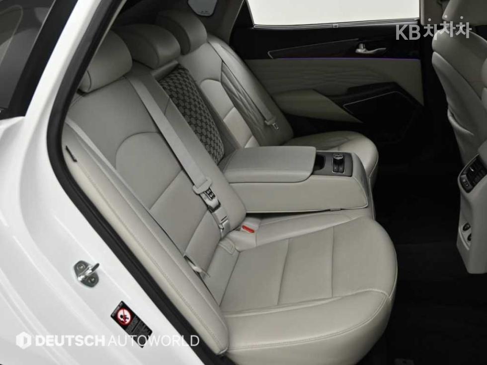 2020 - kia k7