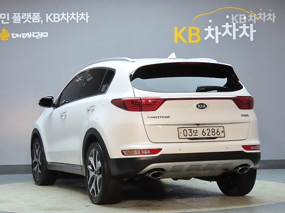 2018 - kia sportage