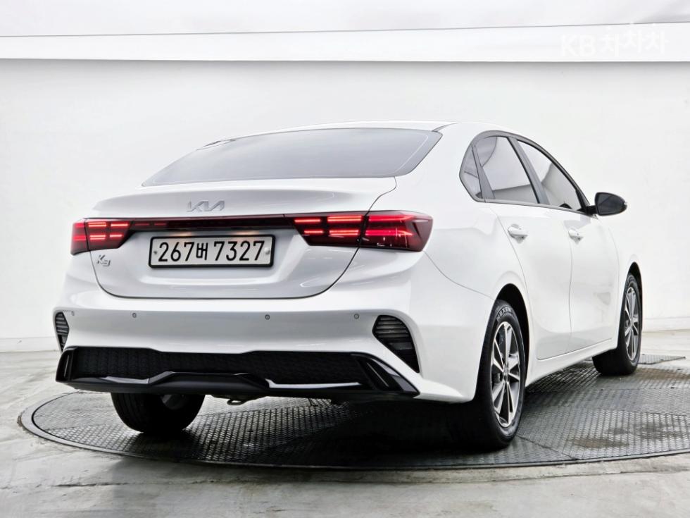 2022 - kia k3
