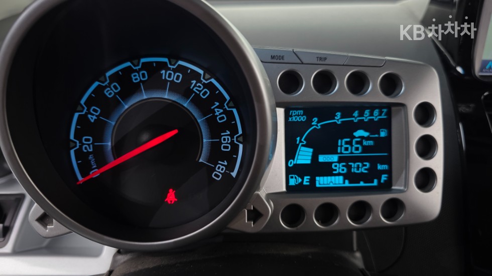 Chevrolet Spark — miniaturë 11