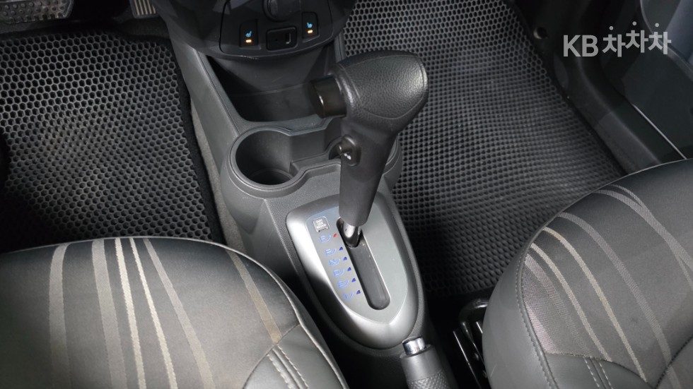 Chevrolet Spark — miniaturë 12