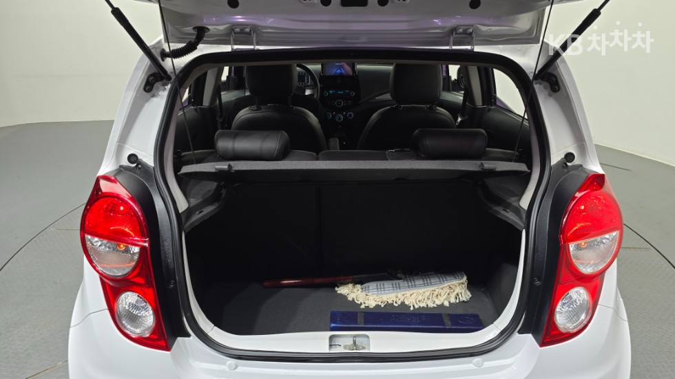 Chevrolet Spark — miniaturë 26