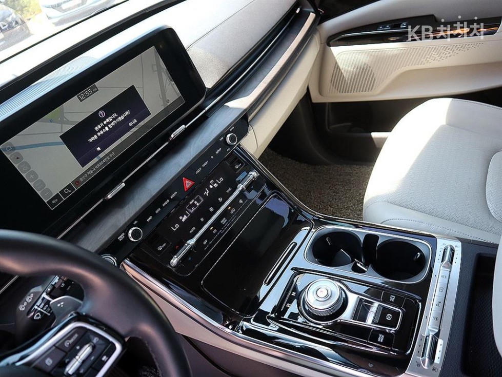 2021 - kia carnival