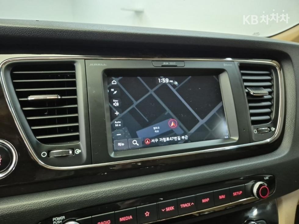 2019 - kia carnival