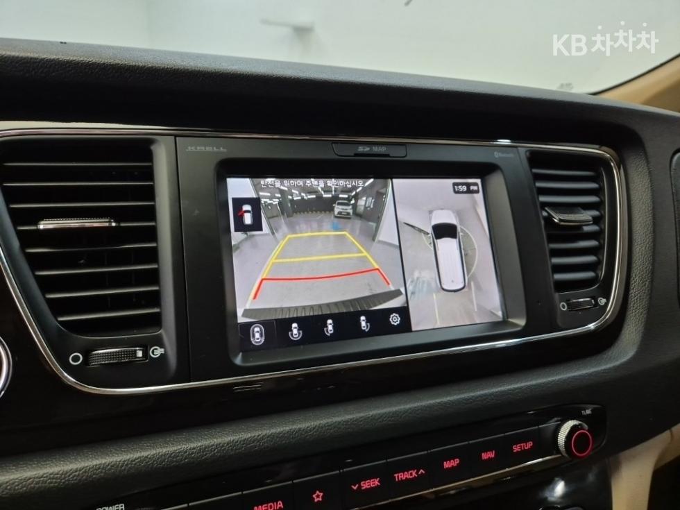 2019 - kia carnival