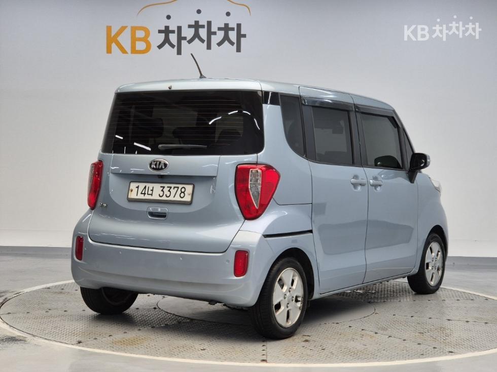2012 - kia ray
