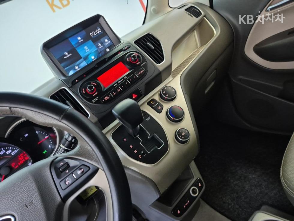 2012 - kia ray