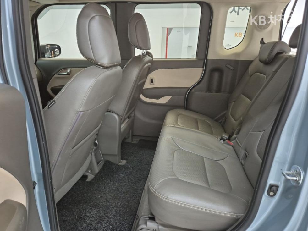 2012 - kia ray