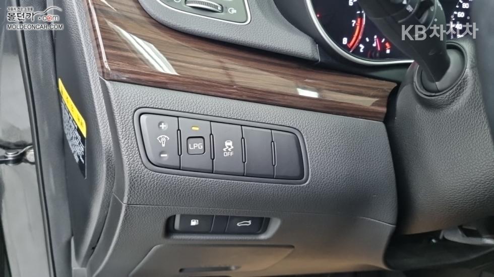 2015 - kia k7