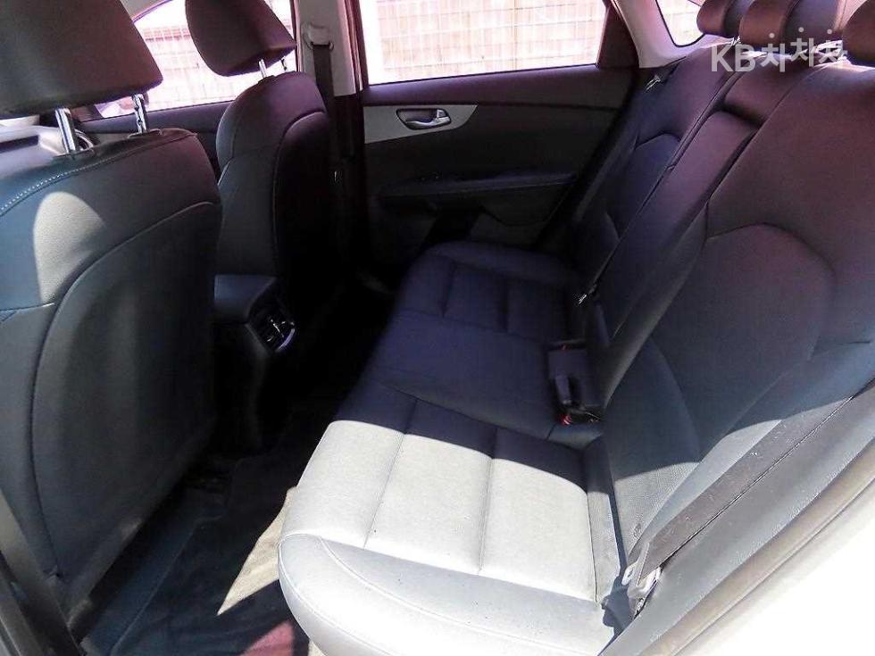 2019 - kia k3