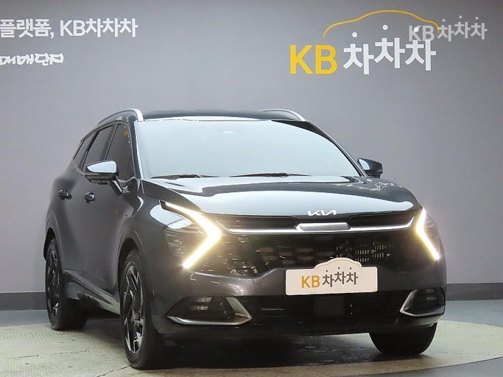 2022 - kia sportage