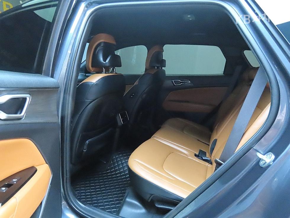 2022 - kia sportage