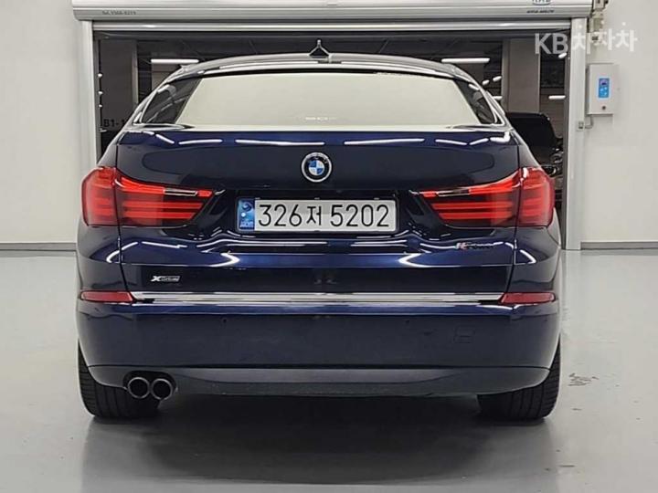 BMW 5 Series Gran Turismo 2017 photo 3