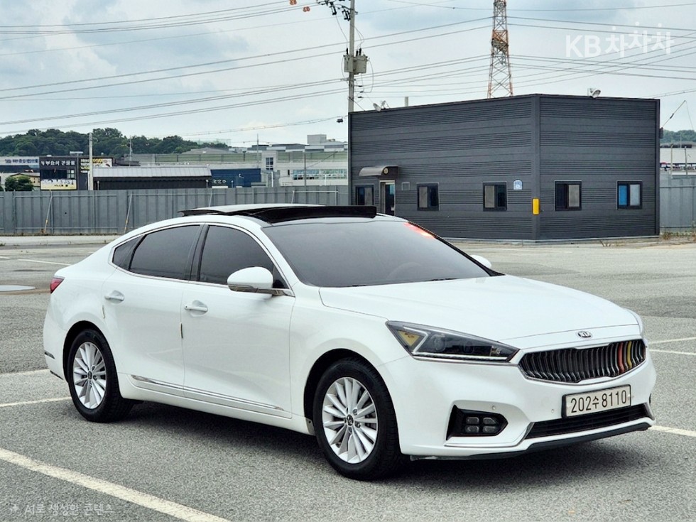 Kia K7 — miniaturë 3