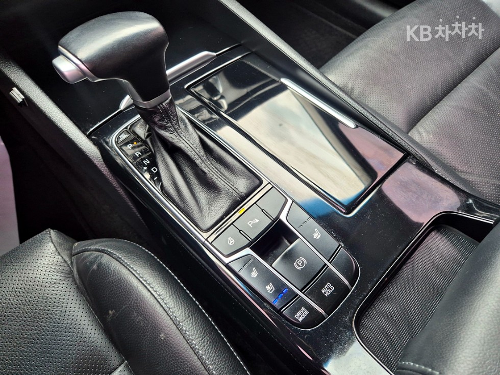 Kia K7 — miniaturë 12