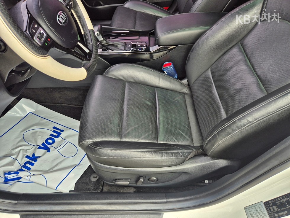 Kia K7 — miniaturë 17