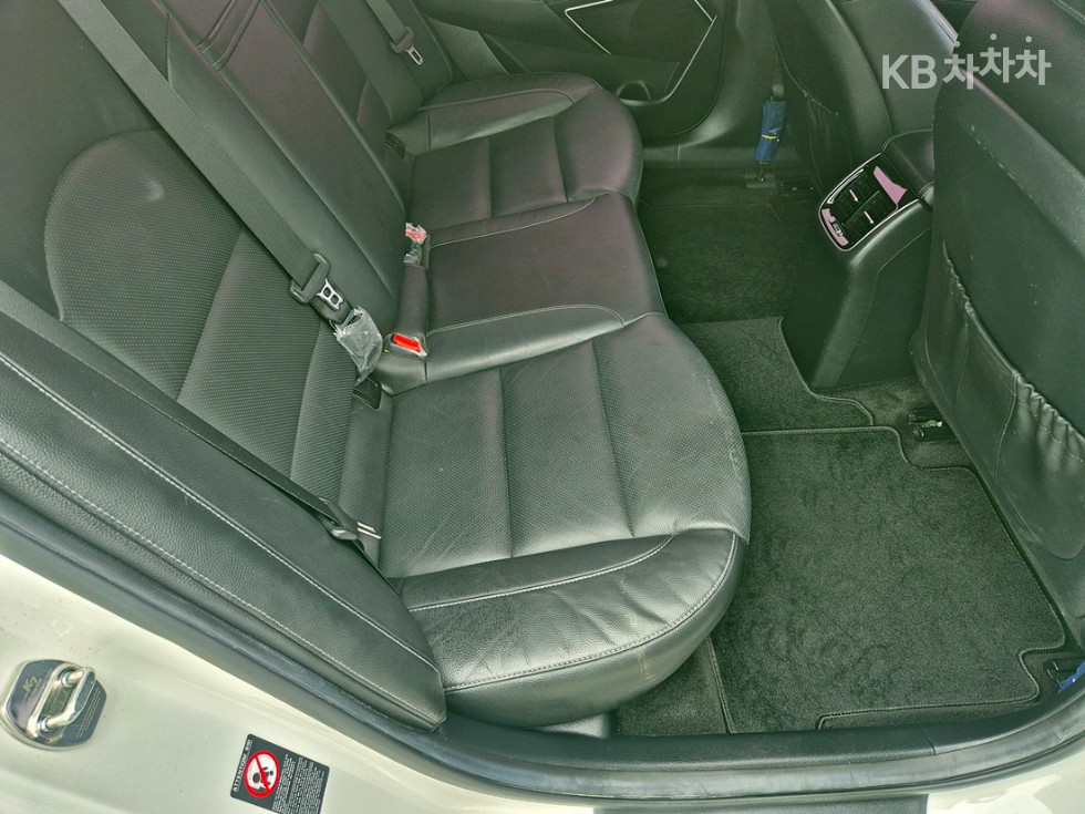 Kia K7 — miniaturë 19