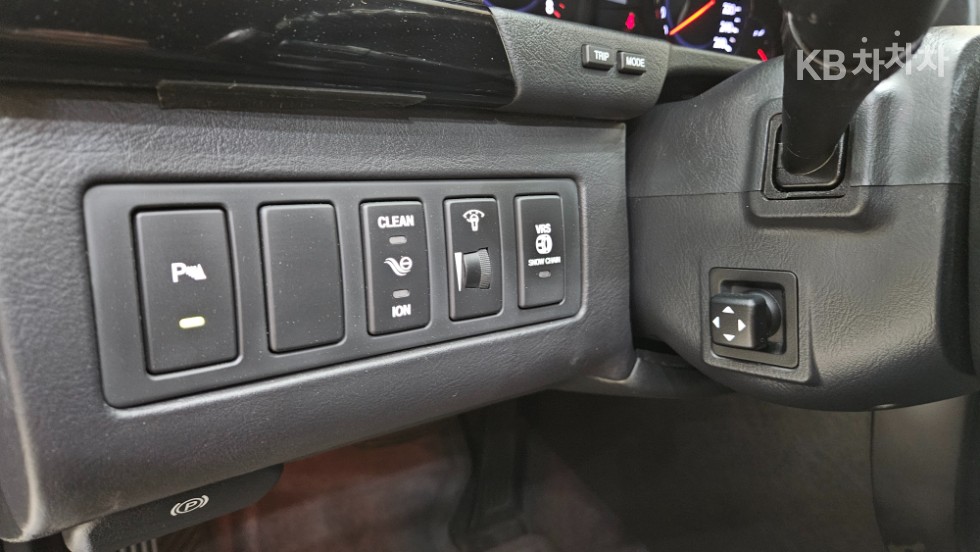 2010 - kia opirus