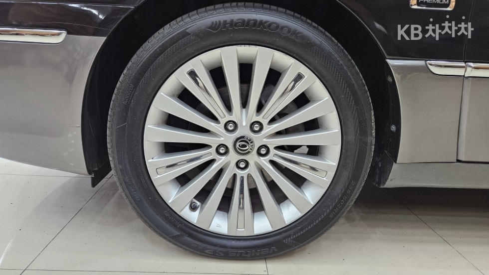 2010 - kia opirus