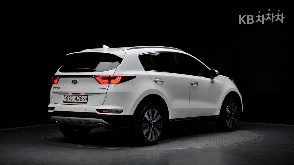 2018 - kia sportage
