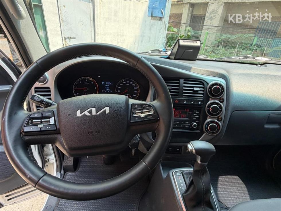2025 - kia bongo iii