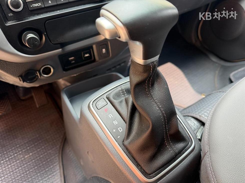 2025 - kia bongo iii