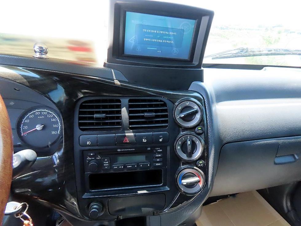 2012 - kia bongo iii