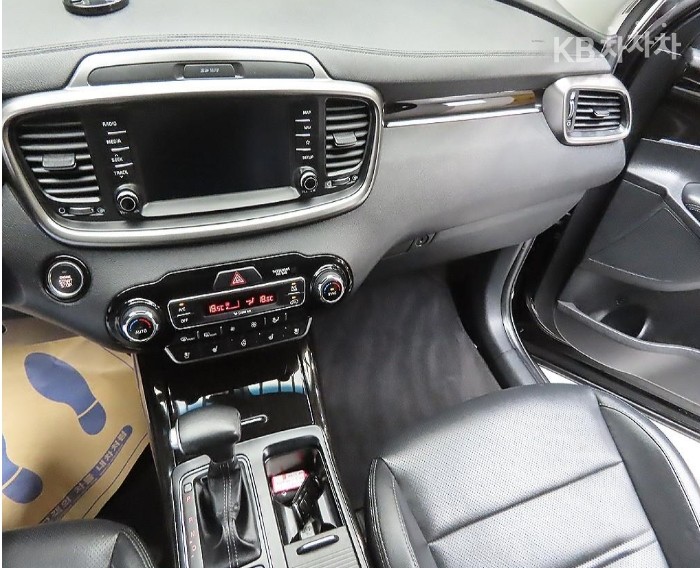 2018 - kia sorento