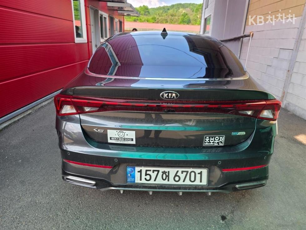 2021 - kia k5