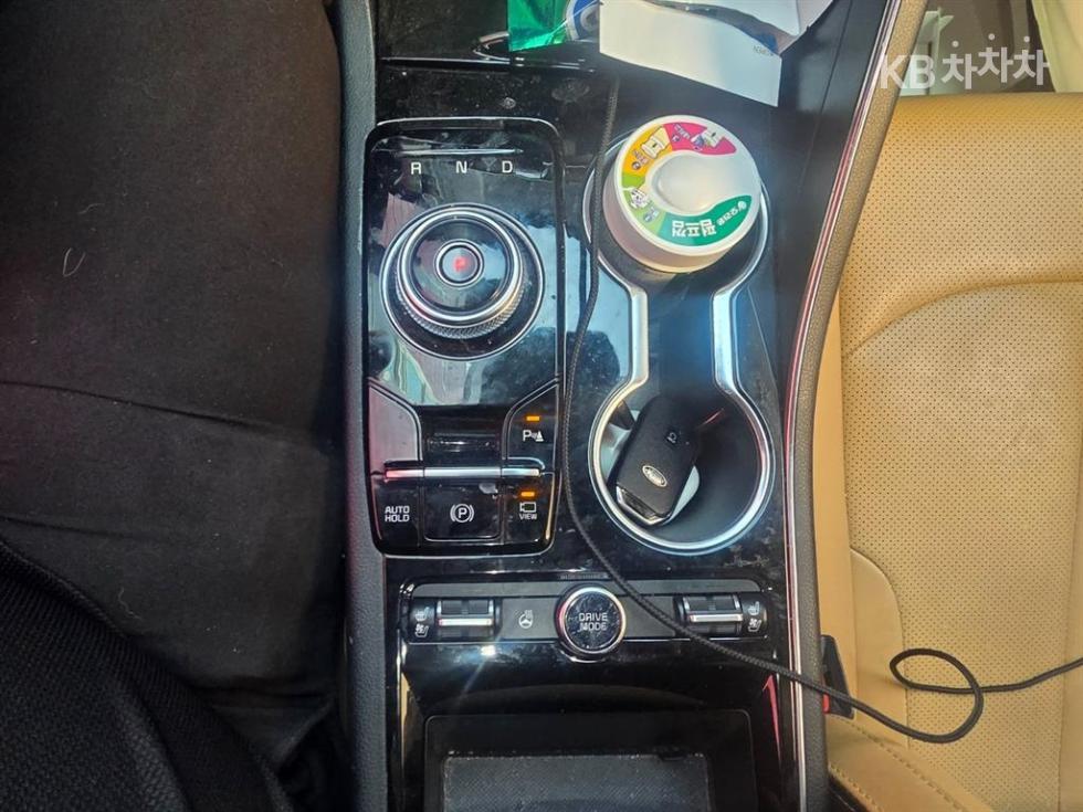 2021 - kia k5