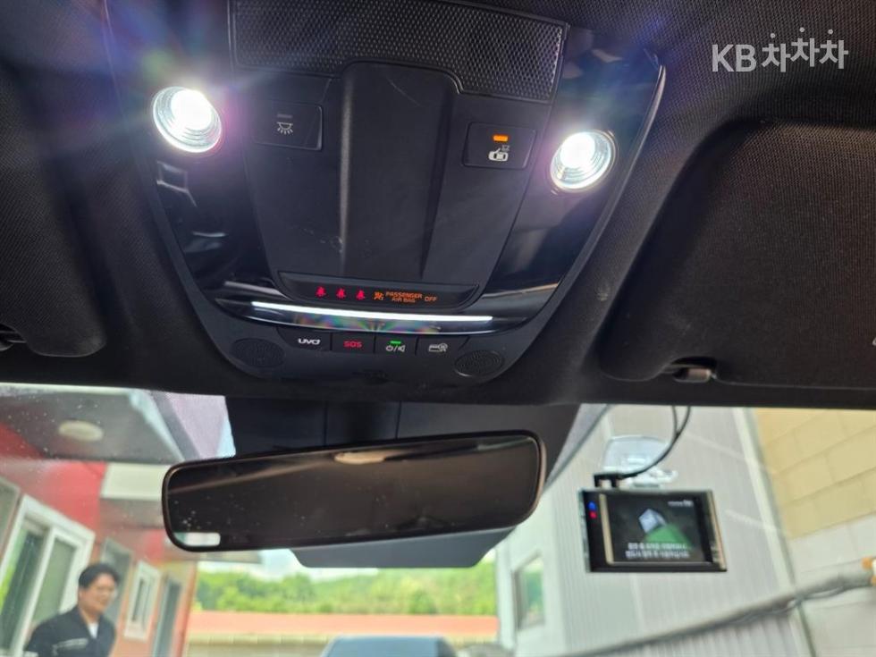 2021 - kia k5