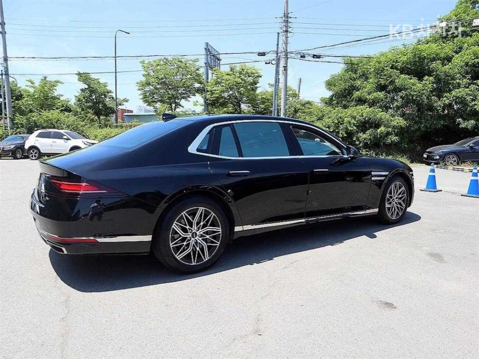 2022 Genesis G90(RS4) photo