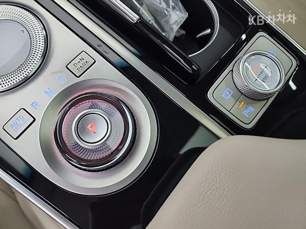2022 Genesis GV80 photo