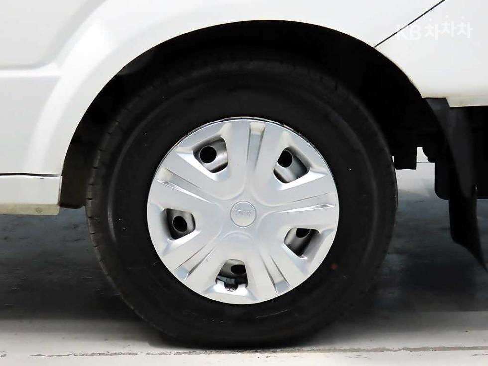 2019 - kia bongo iii