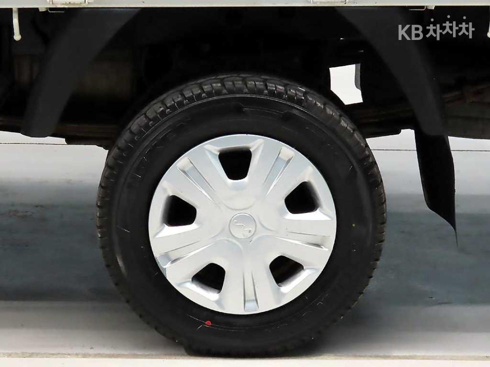 2019 - kia bongo iii